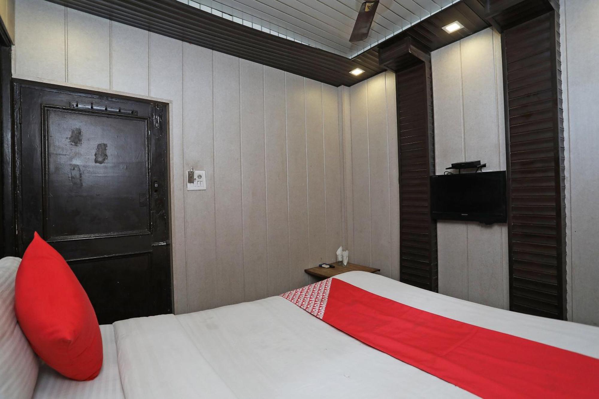 Hotel O Shri Sai International Нью-Дели Экстерьер фото